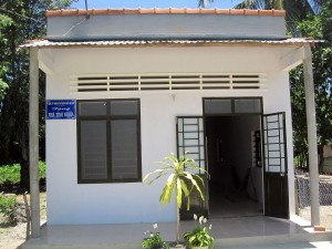 Chi tài trợ làm nhà tình nghĩa cho người nghèo, làm nhà đại đoàn kết